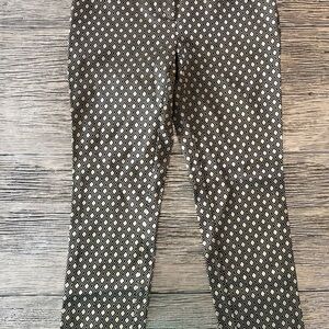 Chico's Black and Gold Diamond Pattern Pants Size 00